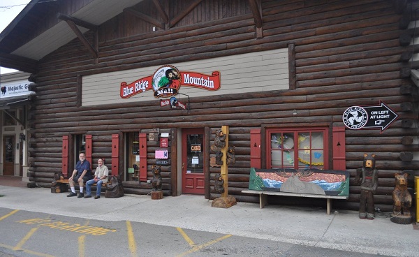 Things To Do BLUE RIDGE MOUNTAIN MALL